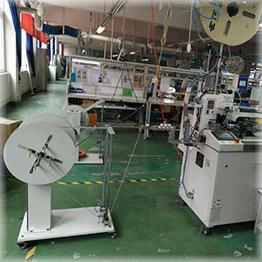 全自动排线端子压着机